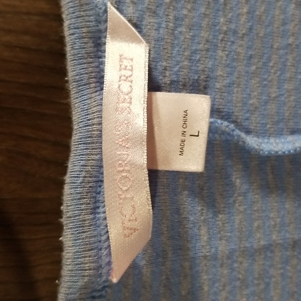 Victoria Secret romper - Picture 4 of 9